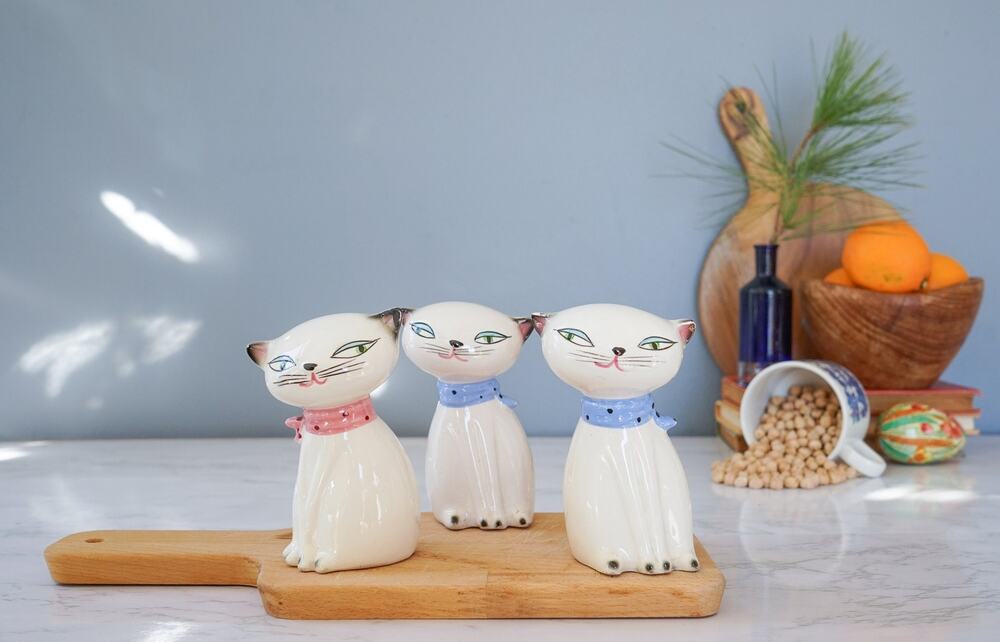 VTG 1958 Holt Howard Cat Salt Pepper Set Retro MCM Kitschy Cozy Kittens Figurine
